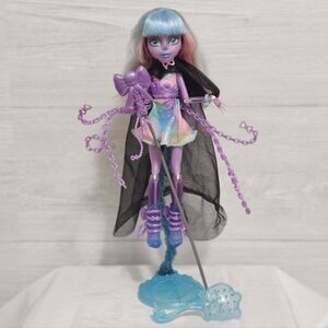 Monster High Haunted Student Spirits River Styxx Doll w/Stand and Accessories